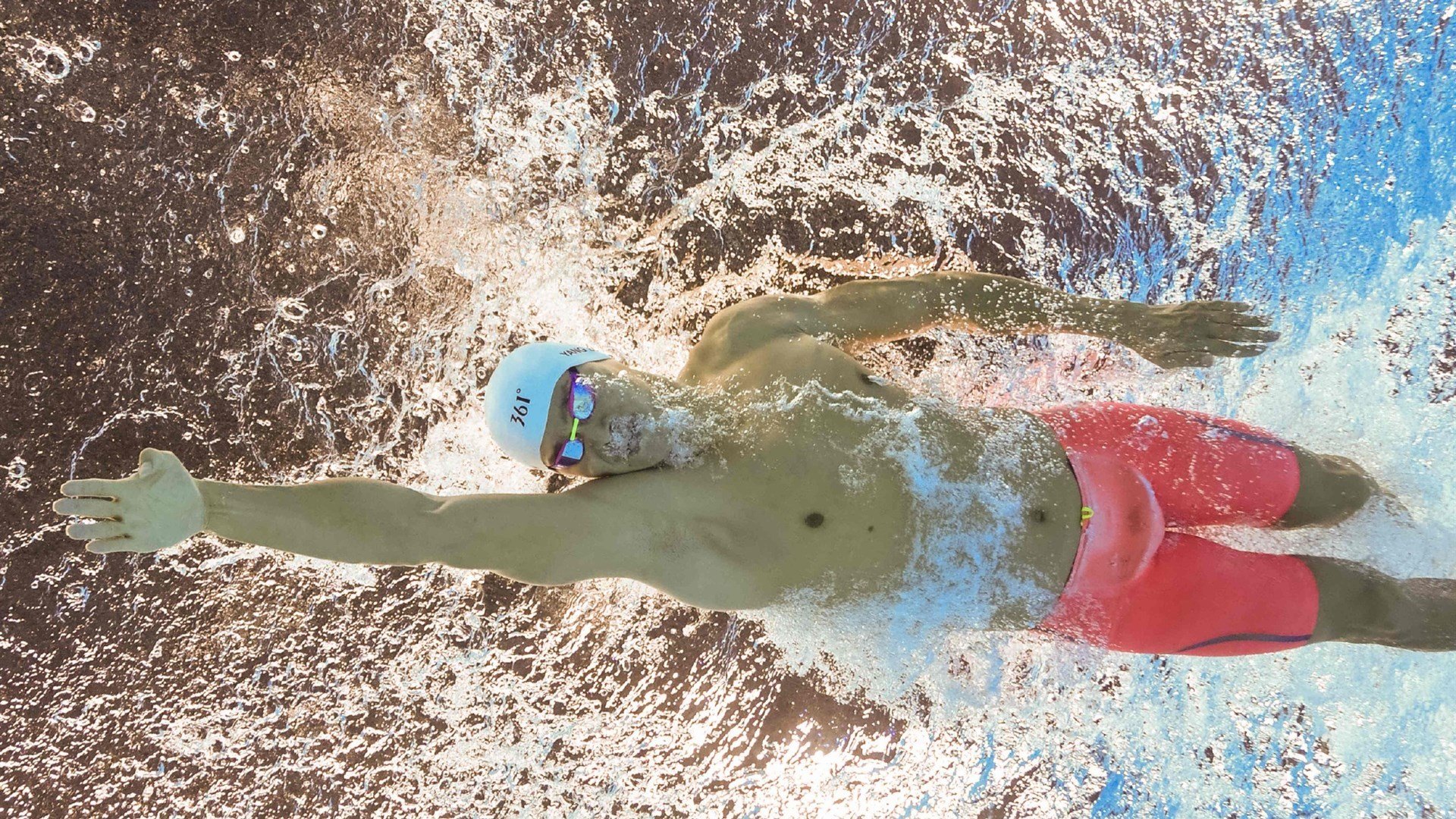 开云官方平台-《Ming：带队冲击世界舞台，领军新一代电竞少年》，电竞明人